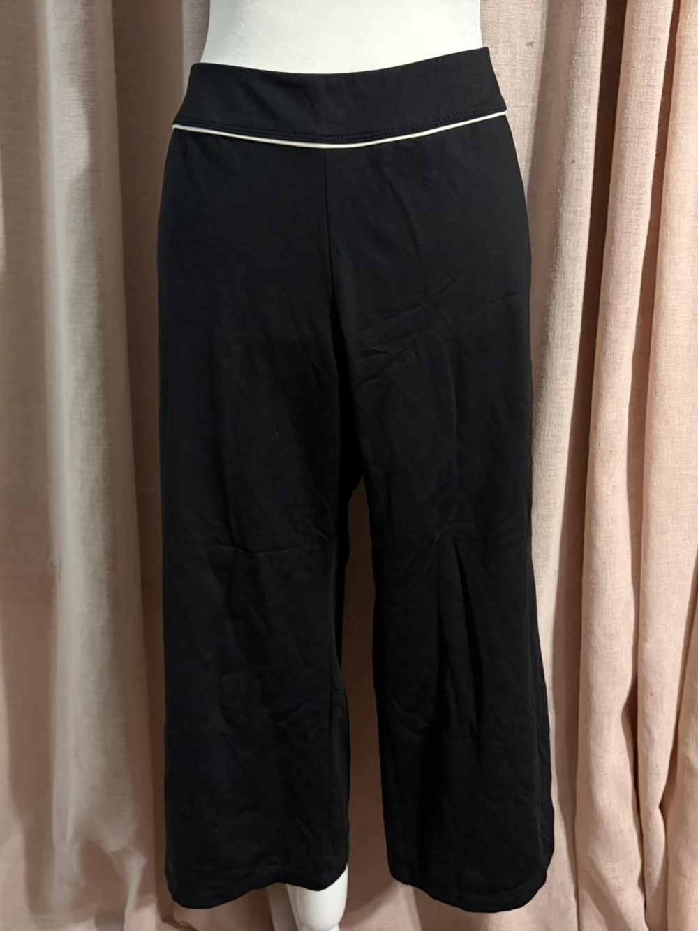 Black Y2k Wide-Leg Cropped Yoga Pants Capri